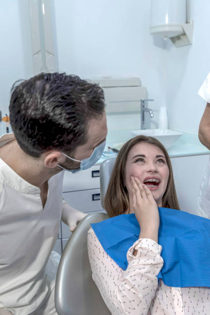 Best Emergency Dental Extractions in Four Cners, OR